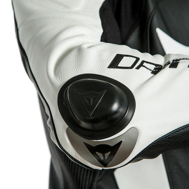 Dainese Laguna Seca 5 1Pc Leather Suit Perf. S/T(Warehouse stock)